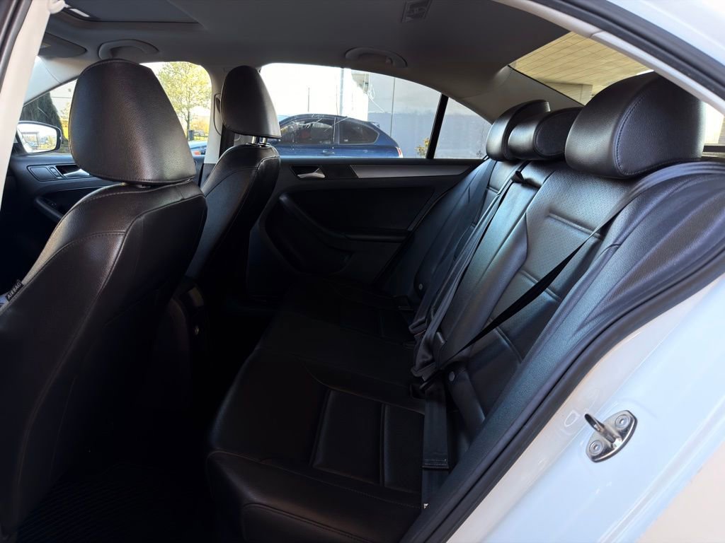 Used 2013 Volkswagen Jetta TDI image 29