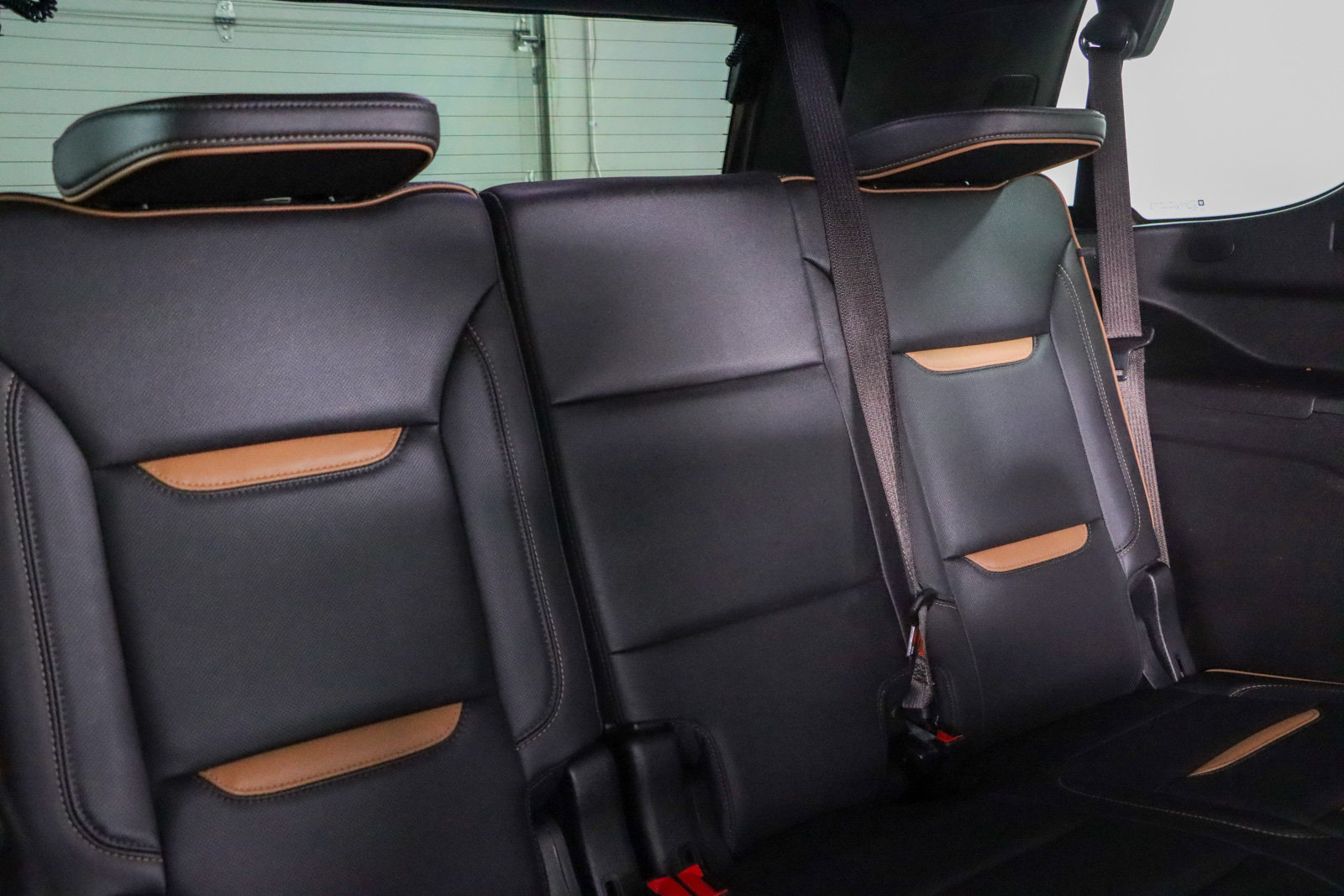Used 2022 GMC Yukon AT4 AWD/4WD image 33