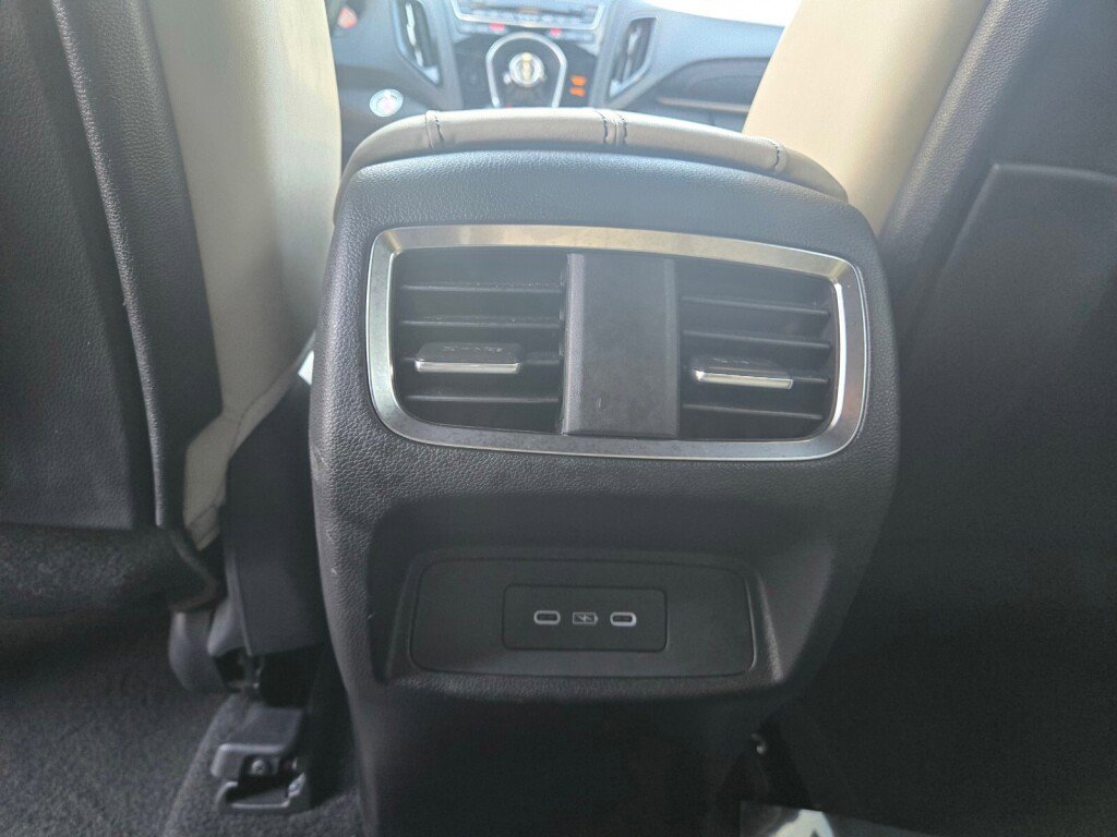 Used 2025 Acura RDX A-Spec image 16
