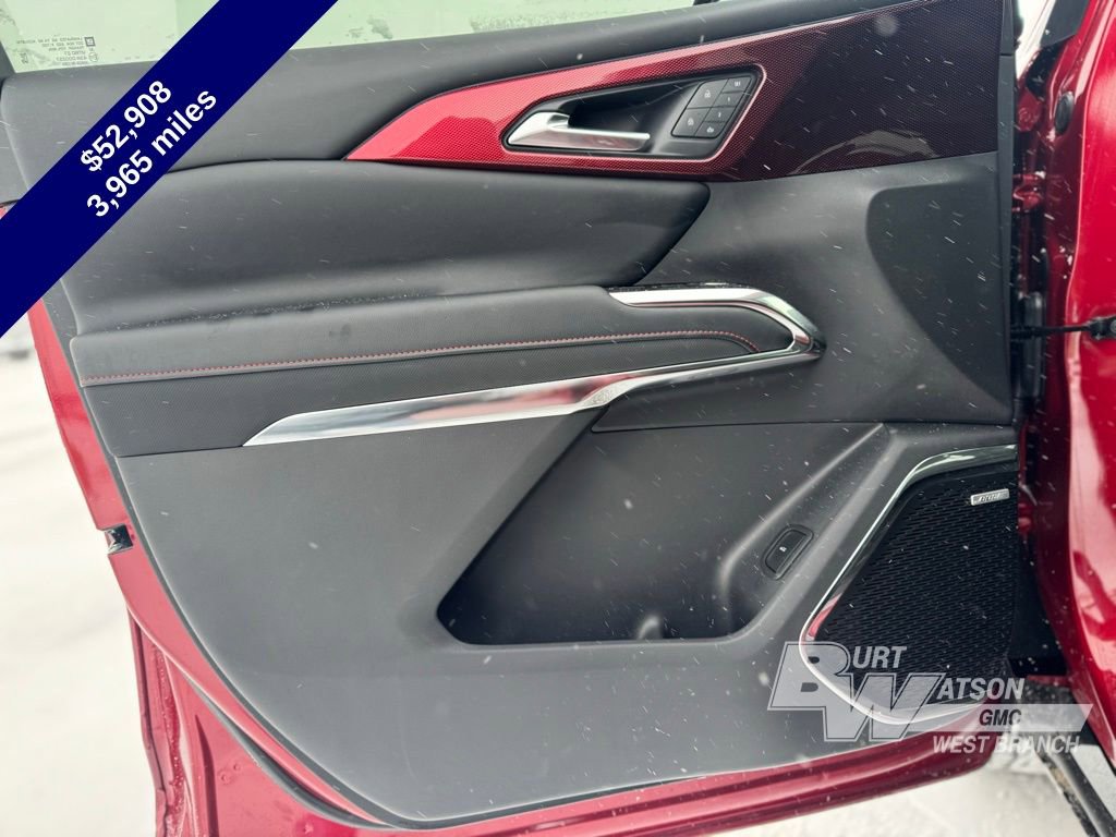 Used 2026 Chevrolet Traverse RS image 14