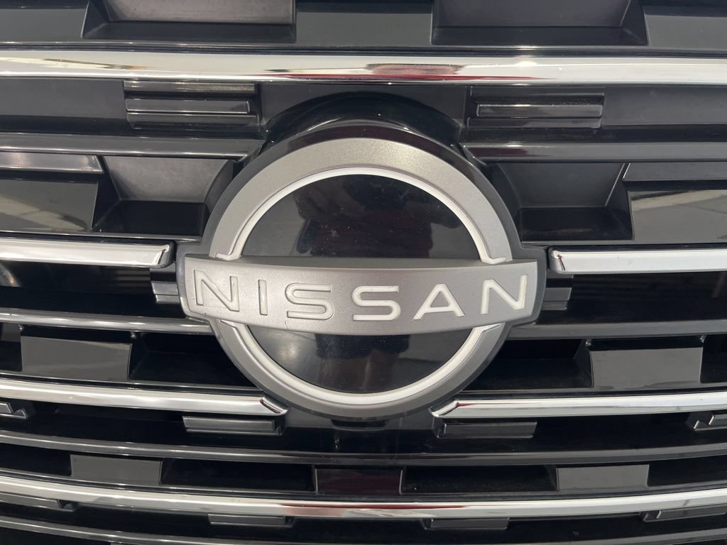 Used 2024 Nissan Rogue S AWD/4WD image 35