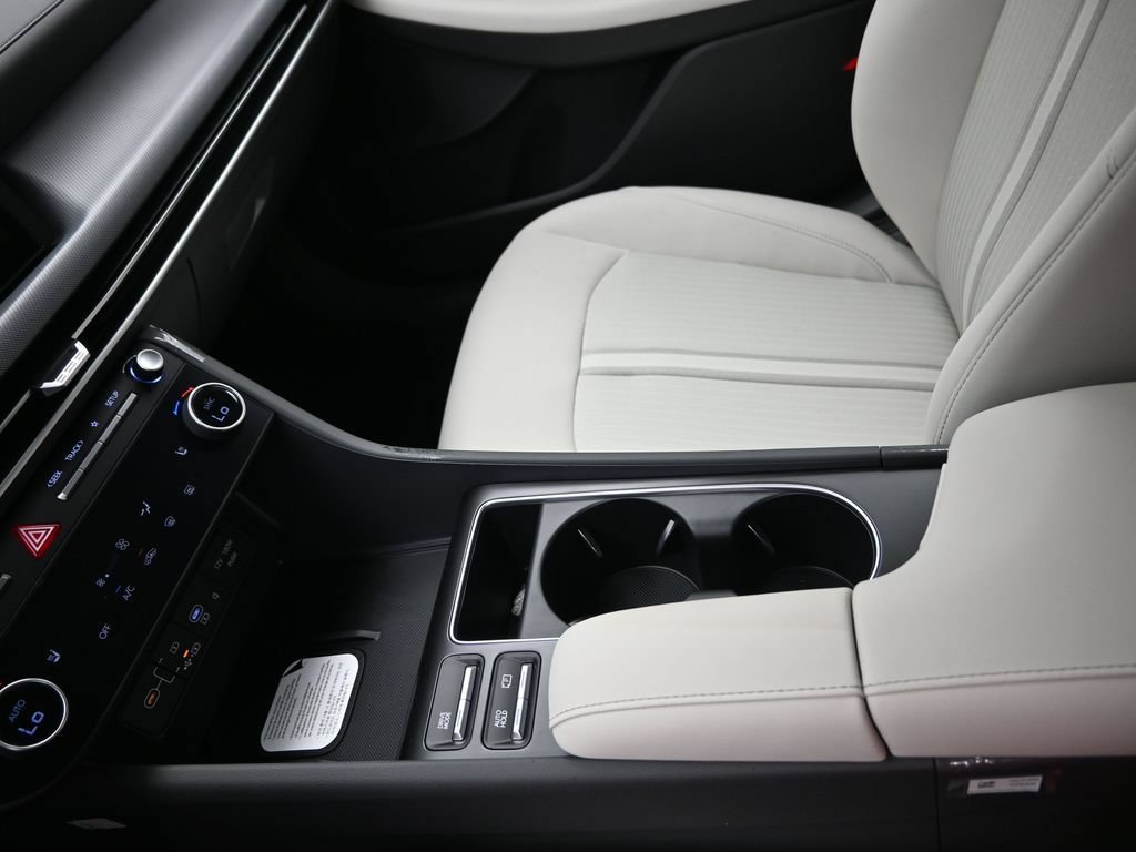 New 2026 Hyundai Sonata SEL AWD/4WD image 18