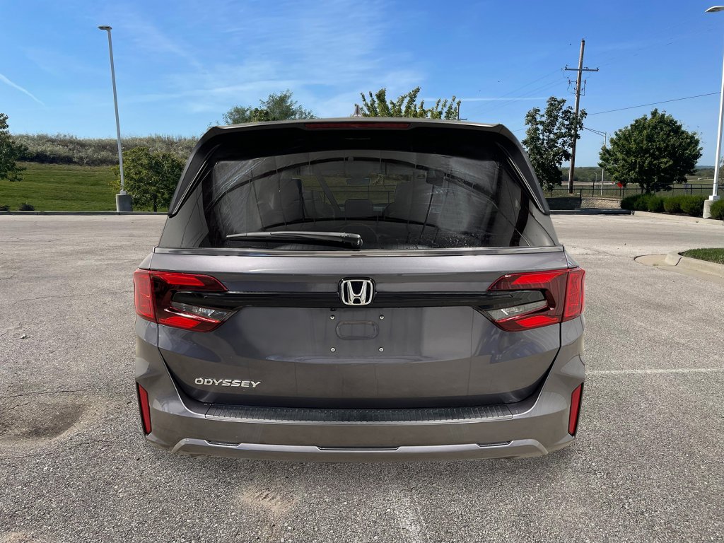 New 2026 Honda Odyssey EX-L image 4
