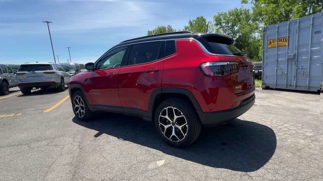 Used 2025 Jeep Compass Limited AWD/4WD image 6