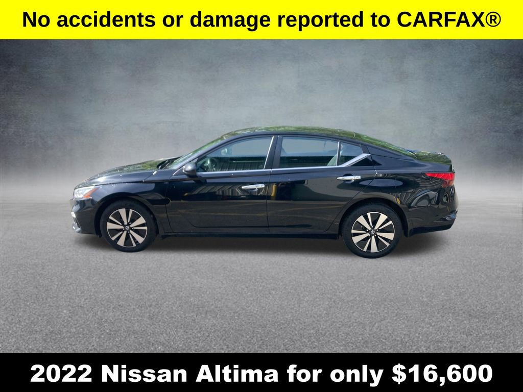 Used 2022 Nissan Altima 2.5 SV image 2