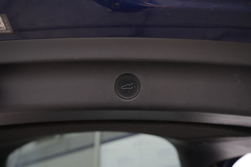 Used 2020 Tesla Model Y Performance image 16