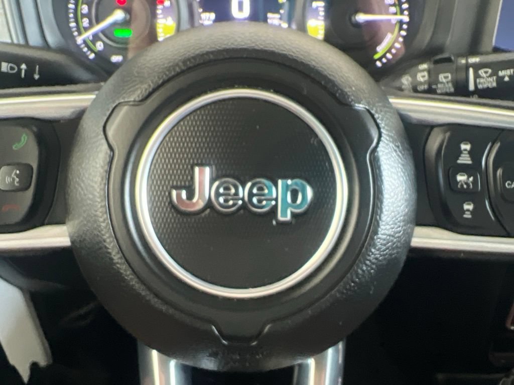 Used 2025 Jeep Wrangler Unlimited Sahara AWD/4WD image 44