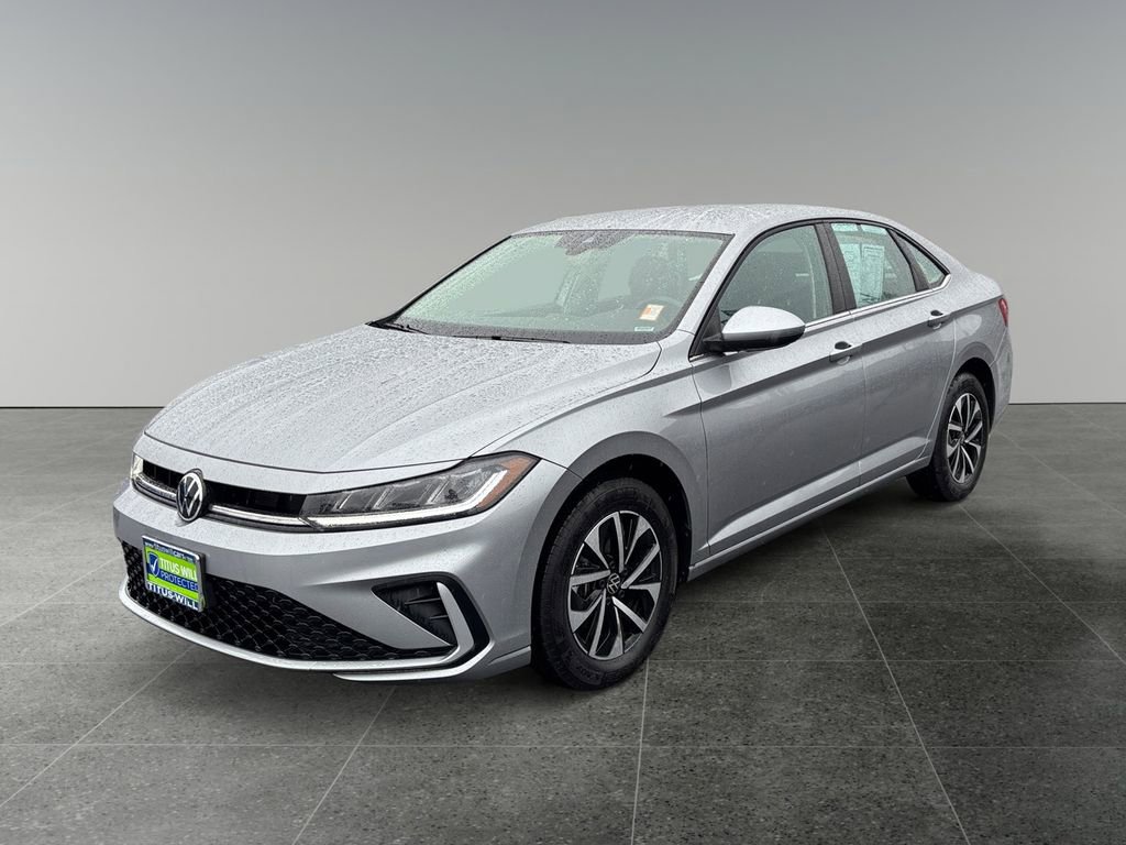 Used 2025 Volkswagen Jetta S image 3