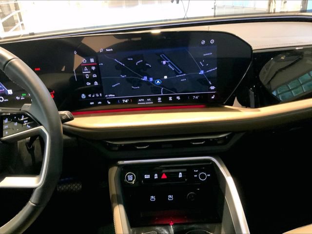 Certified 2025 Audi Q5 Premium w/ Convenience Package AWD/4WD image 15