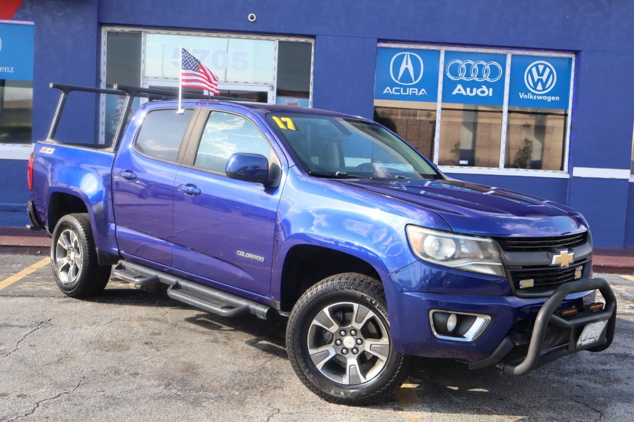 Used 2017 Chevrolet Colorado Z71 AWD/4WD image 3