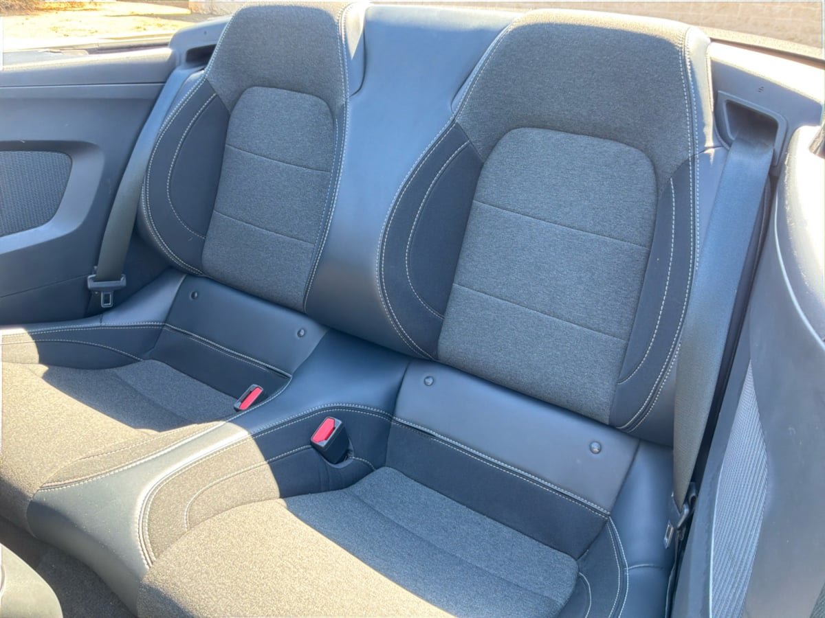 Used 2025 Ford Mustang Convertible RWD image 20