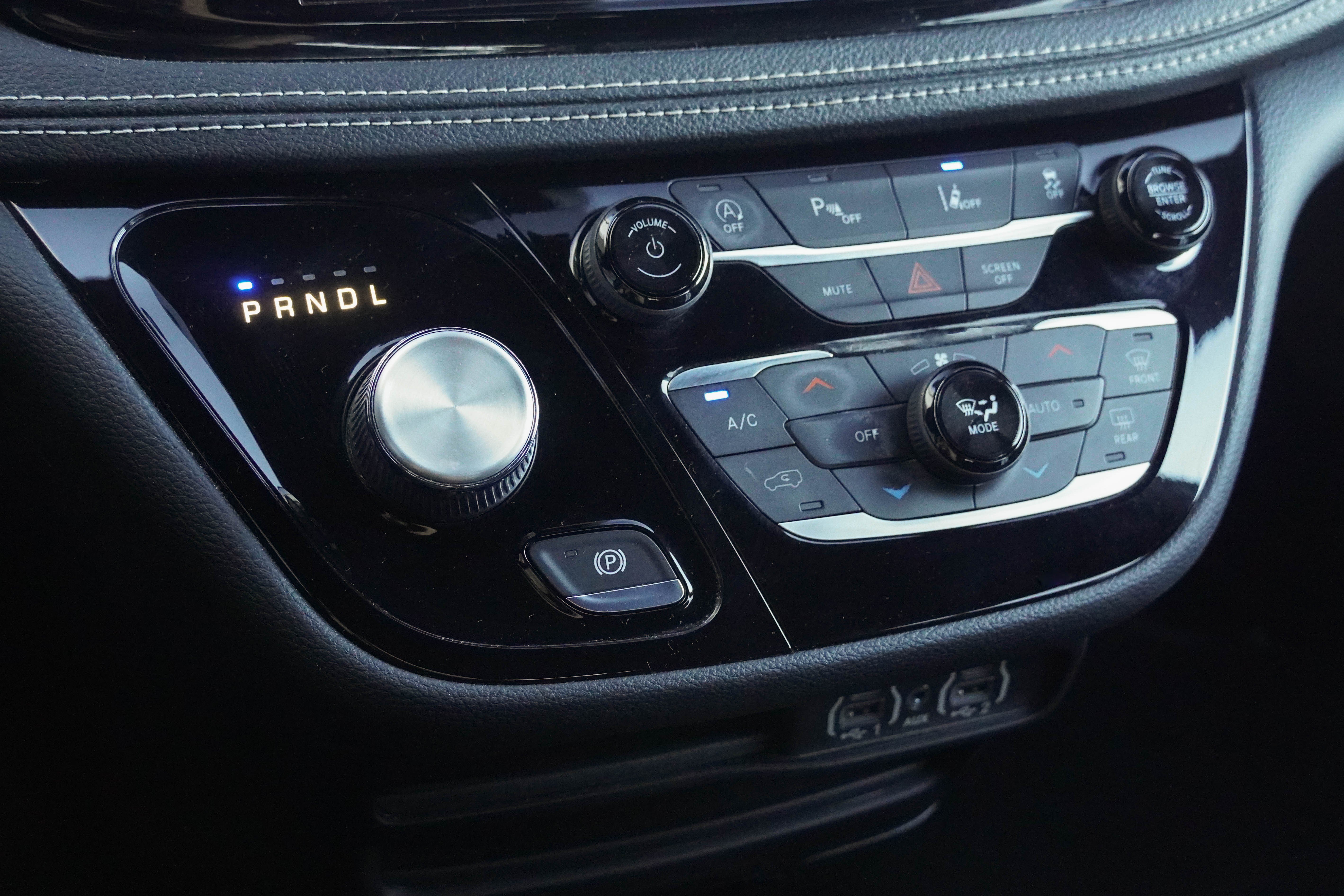 Used 2021 Chrysler Pacifica Touring w/ S Appearance Package FWD image 27