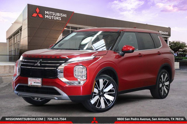 New 2025 Mitsubishi Outlander SE