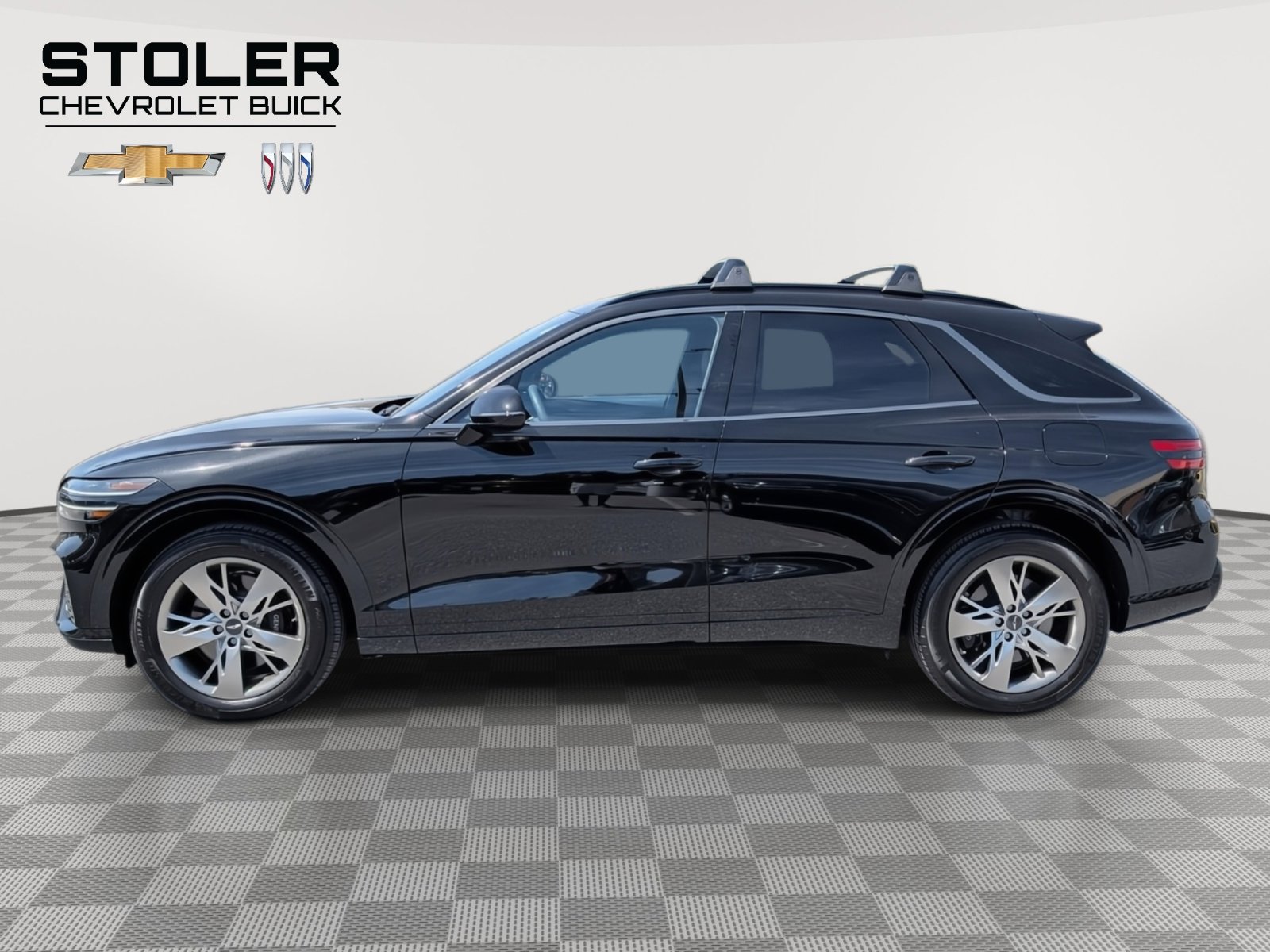 Used 2025 Genesis GV70 3.5T Sport image 2