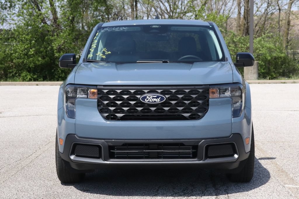 New 2026 Ford Maverick XLT w/ XLT Luxury Package AWD/4WD image 3