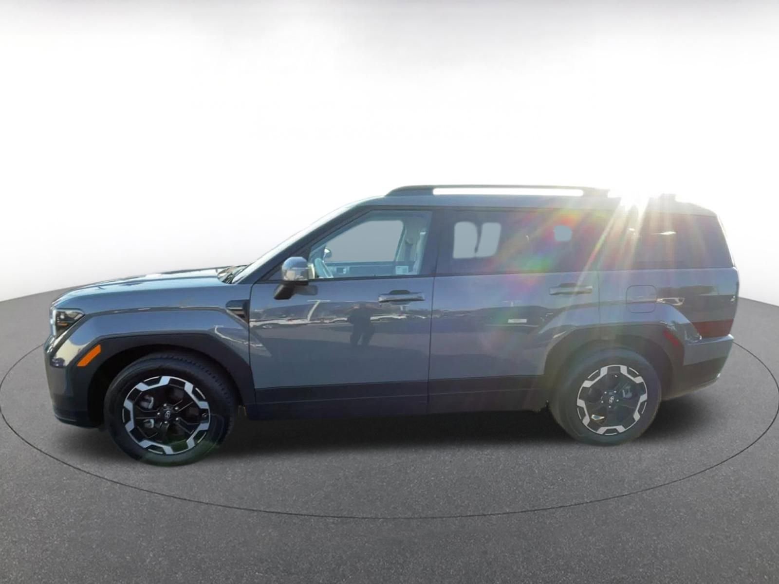 Used 2025 Hyundai Santa Fe SEL image 9