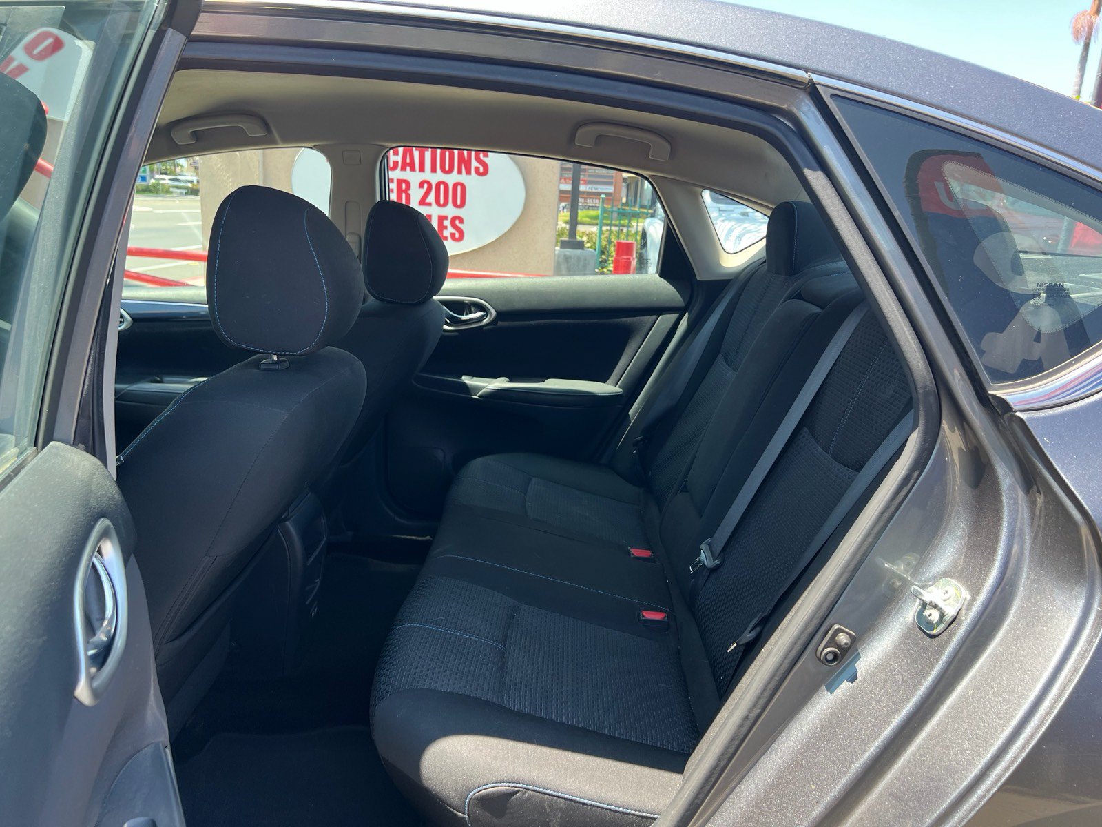 Used 2017 Nissan Sentra SR w/ SR Midnight Edition FWD image 10