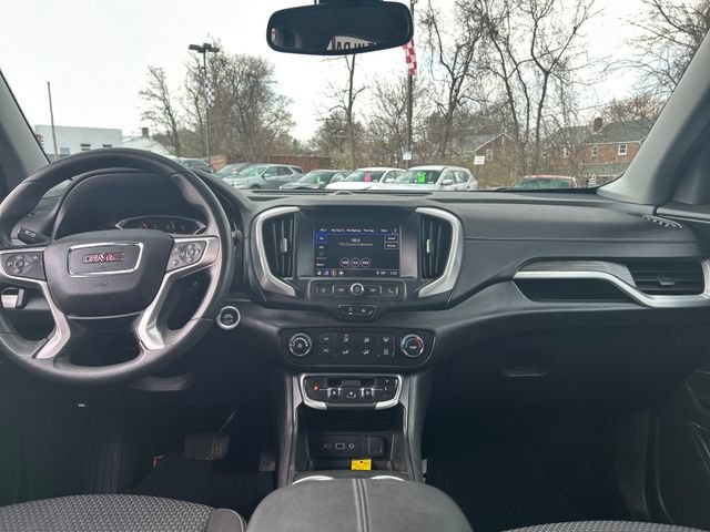 Used 2022 GMC Terrain SLE w/ LPO, Floor Liner Package image 13