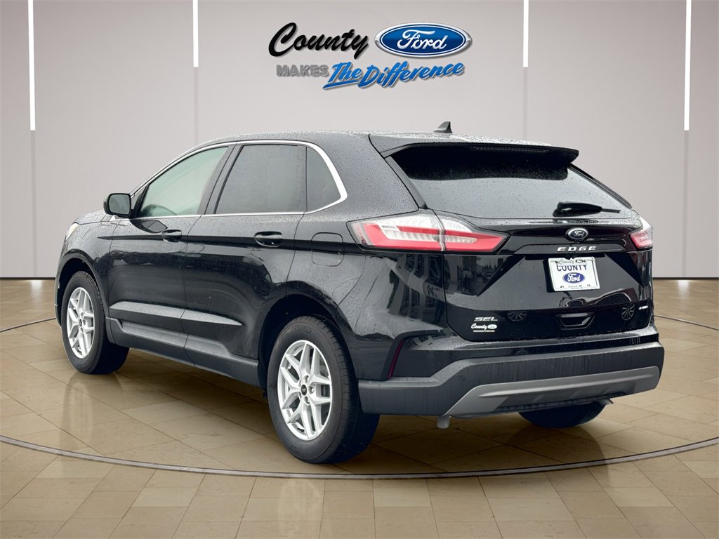 Used 2023 Ford Edge SEL image 15