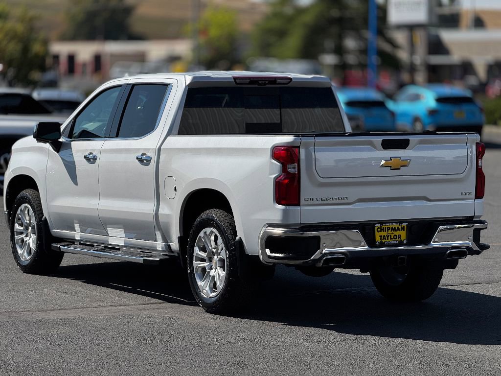 Used 2025 Chevrolet Silverado 1500 LTZ w/ LTZ Premium Package image 18