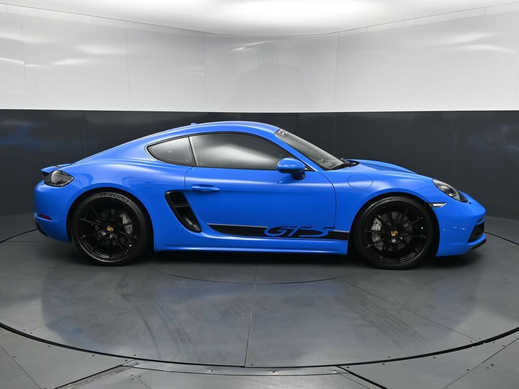 Used 2024 Porsche 718 Cayman GTS RWD image 11