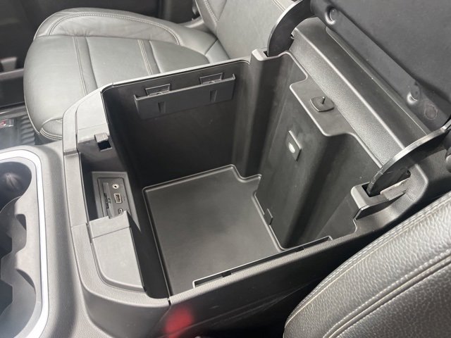 Used 2023 GMC Sierra 3500 Denali w/ Denali Black Diamond Edition image 36