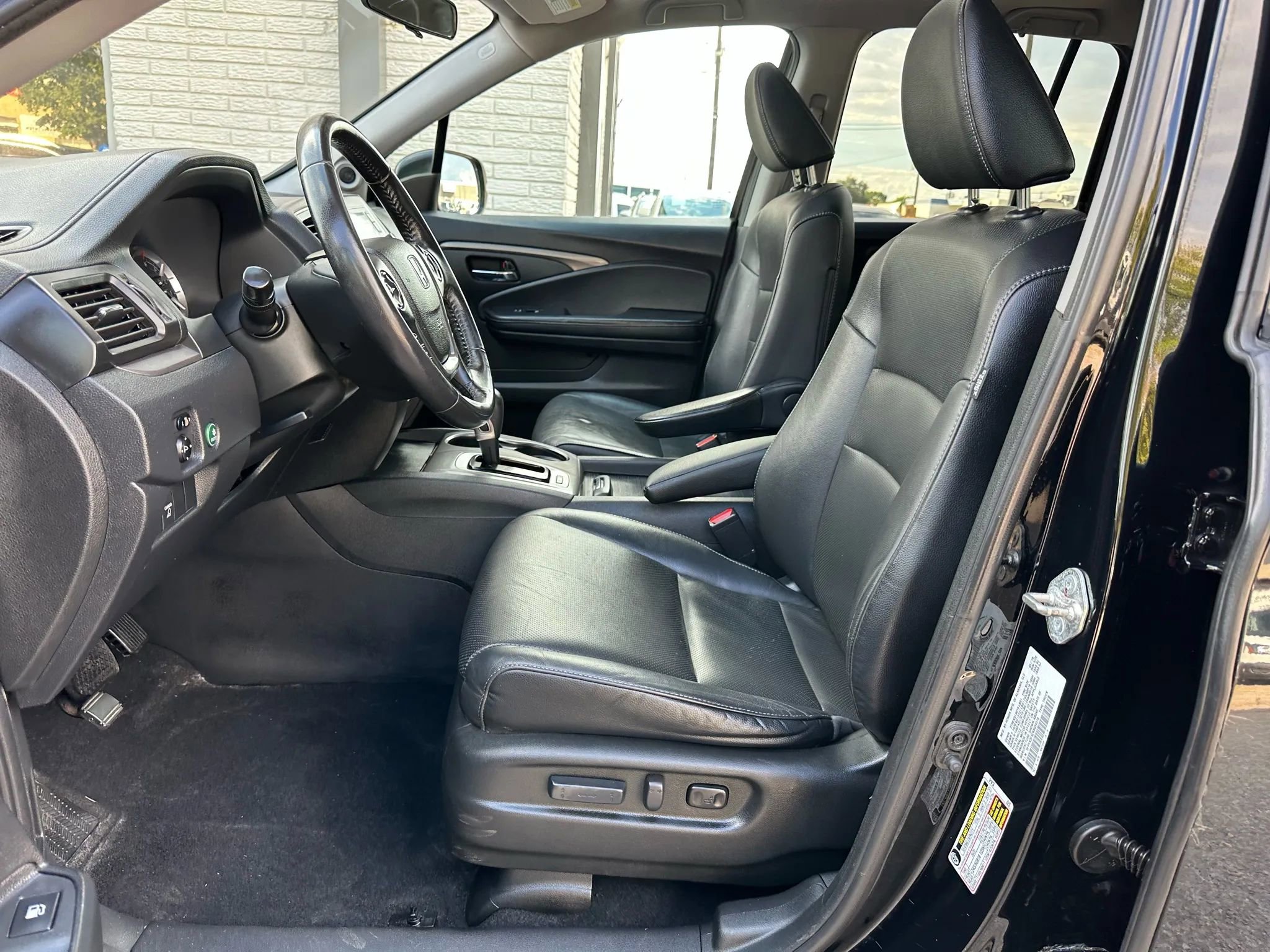 Used 2019 Honda Ridgeline RTL image 14