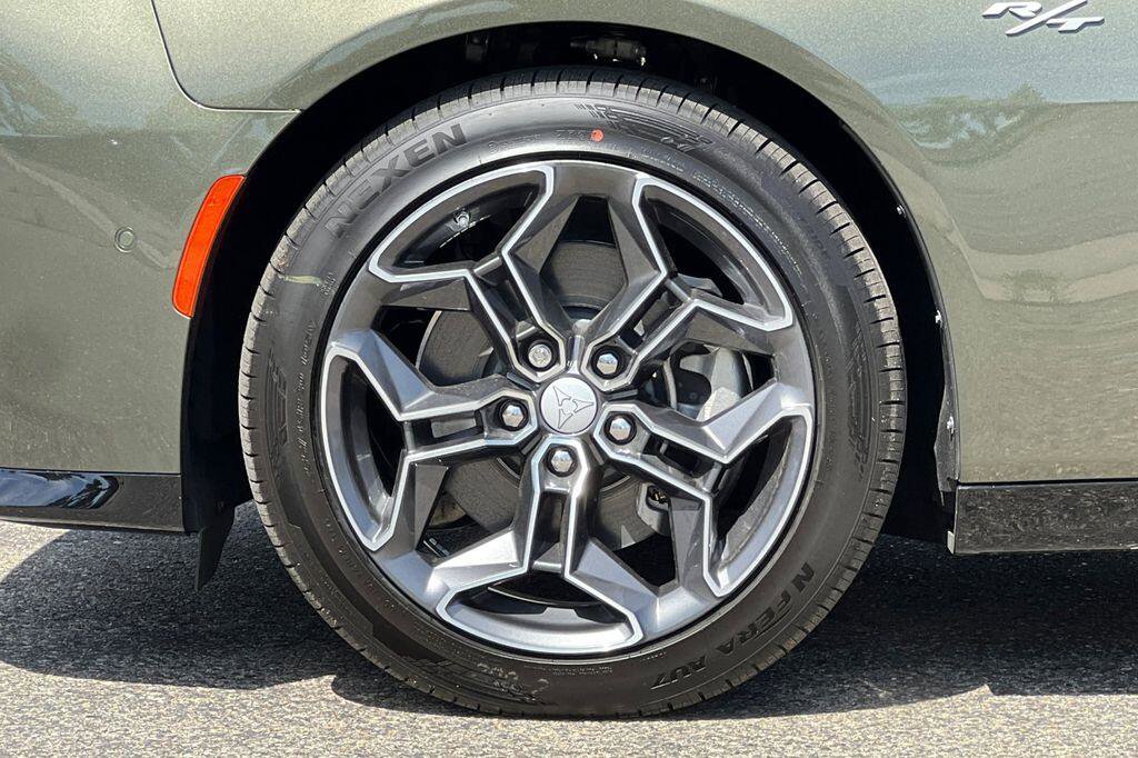 New 2026 Dodge Charger R/T AWD/4WD image 25