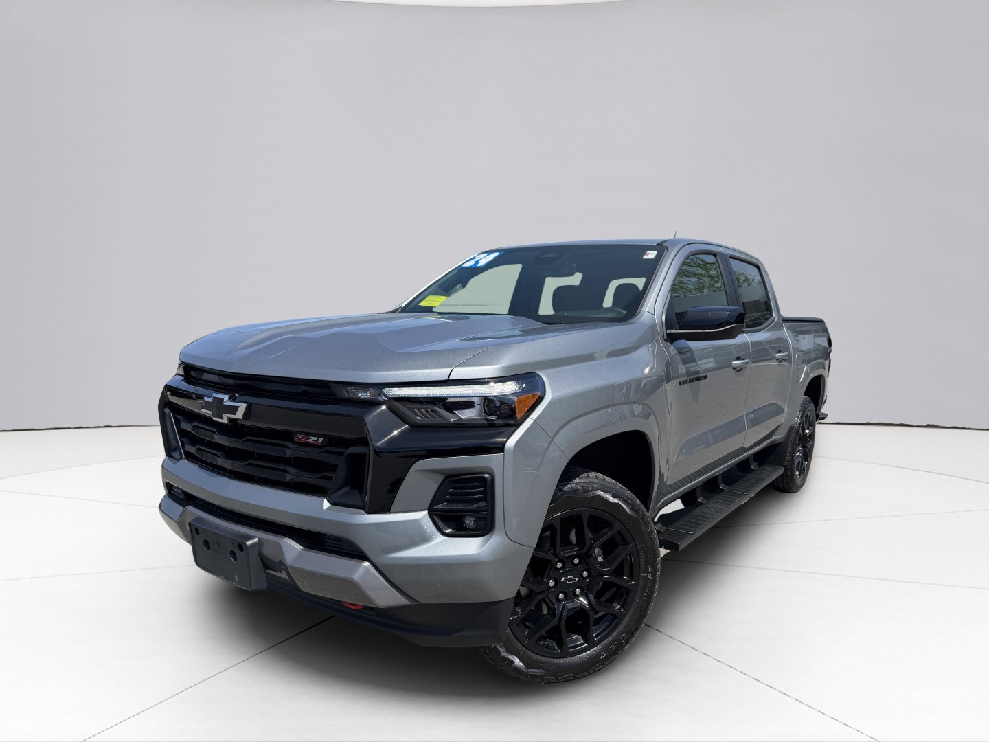 Used 2024 Chevrolet Colorado Z71 w/ LPO, Dark Essentials Package