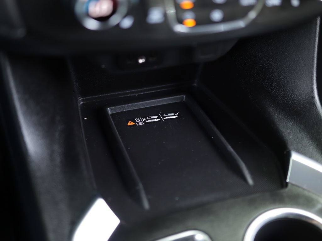 Used 2023 Chevrolet Traverse LT AWD/4WD image 18