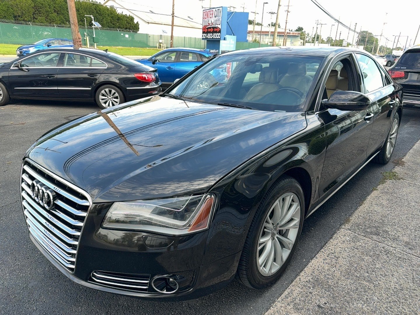 Used 2011 Audi A8 4.2 AWD/4WD image 5