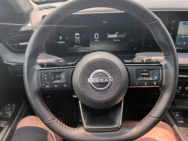 Used 2025 Nissan Kicks SR w/ SR Premium Package FWD image 26