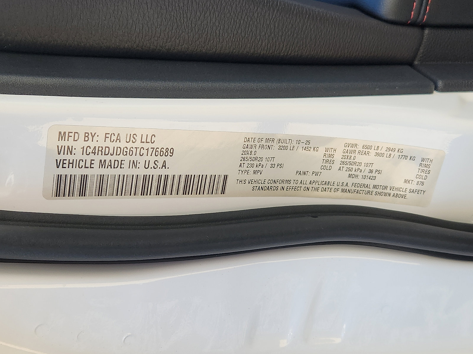 New 2026 Dodge Durango GT w/ Blacktop Package AWD/4WD image 16