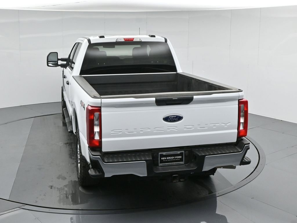 Used 2023 Ford F250 XLT w/ F-250 >10K GVWR Package image 39