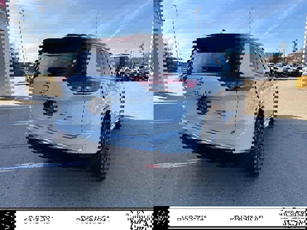 New 2026 Nissan Rogue Platinum image 10