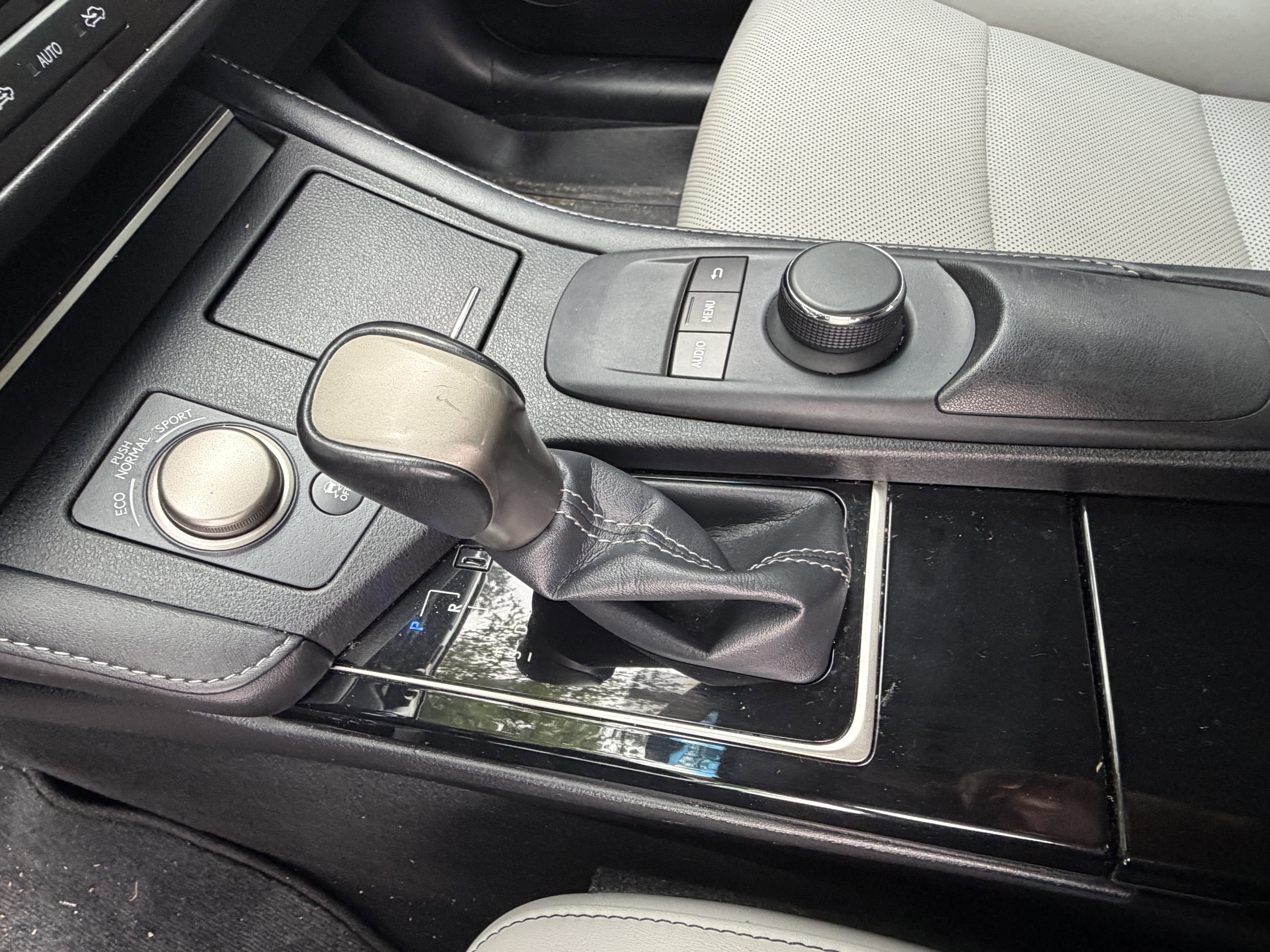 Used 2016 Lexus ES 350 FWD image 27