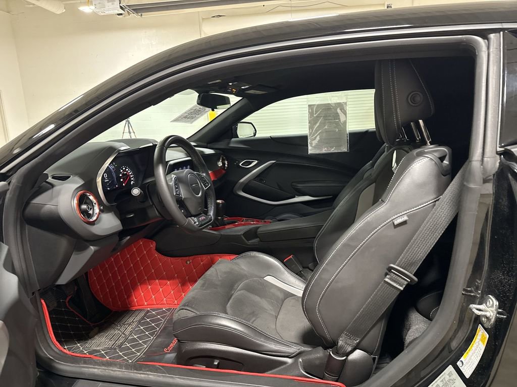Used 2023 Chevrolet Camaro SS RWD image 19