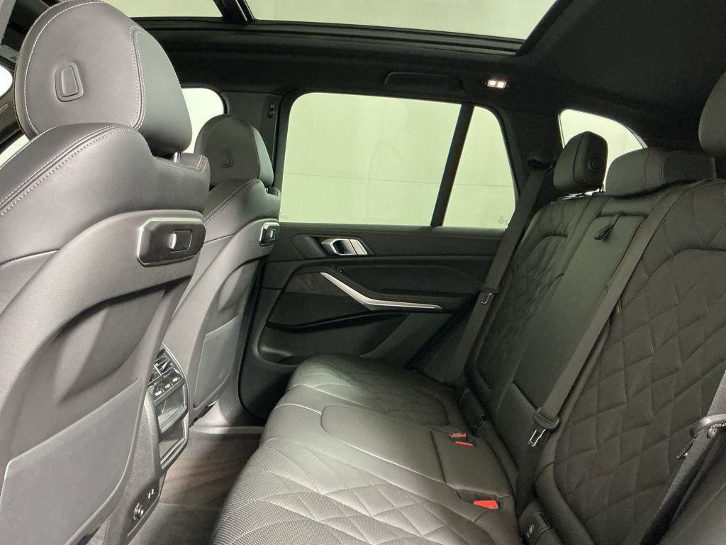 Certified 2025 BMW X5 sDrive40i w/ Parking Assistance Package RWD image 27