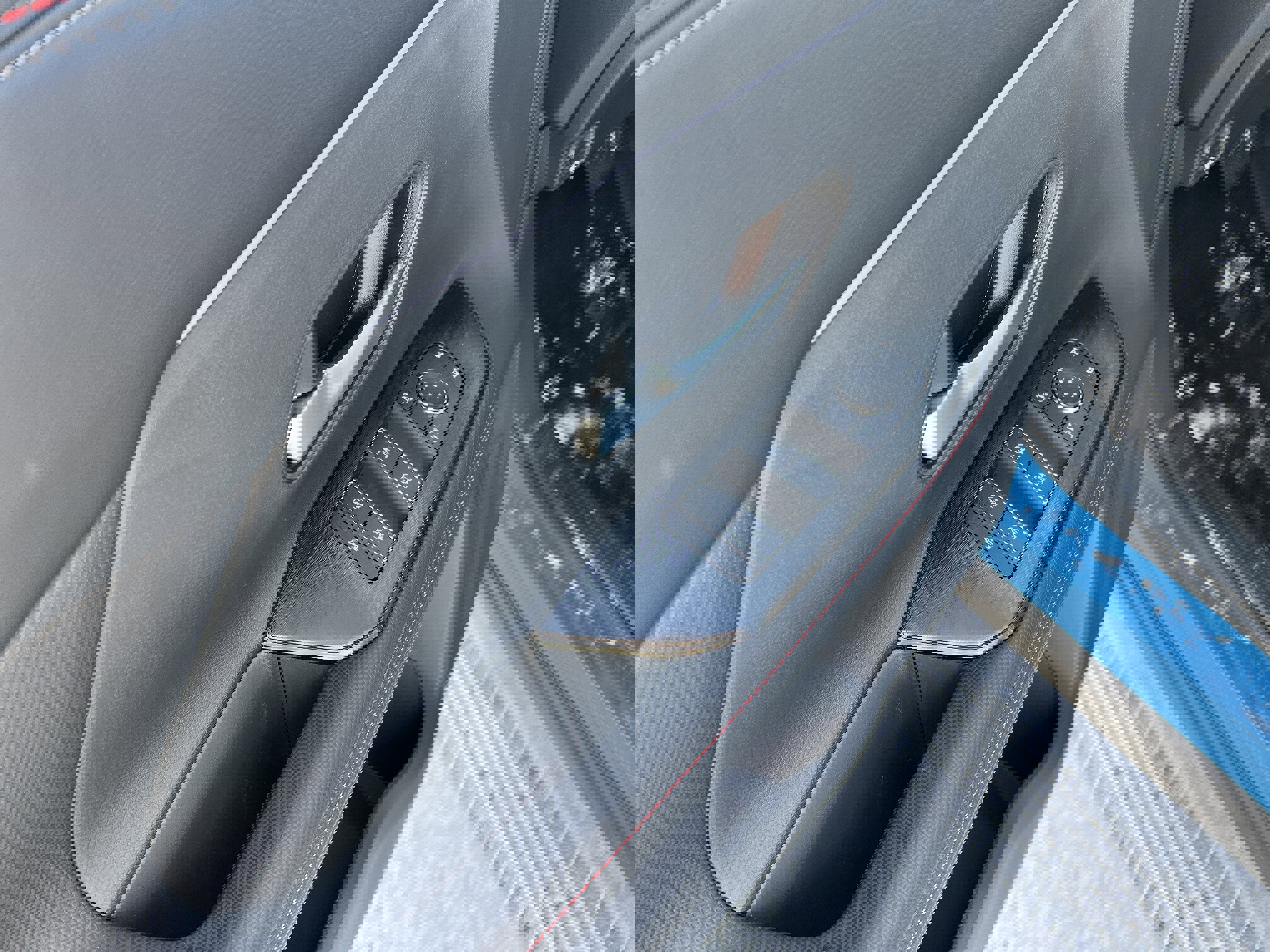 New 2026 Nissan Kicks SR w/ Cold Weather Package image 18