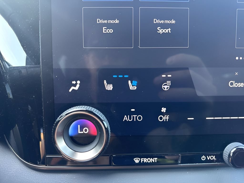 Used 2023 Lexus RX 350 F Sport w/ Accessory Package (Z1) AWD/4WD image 21