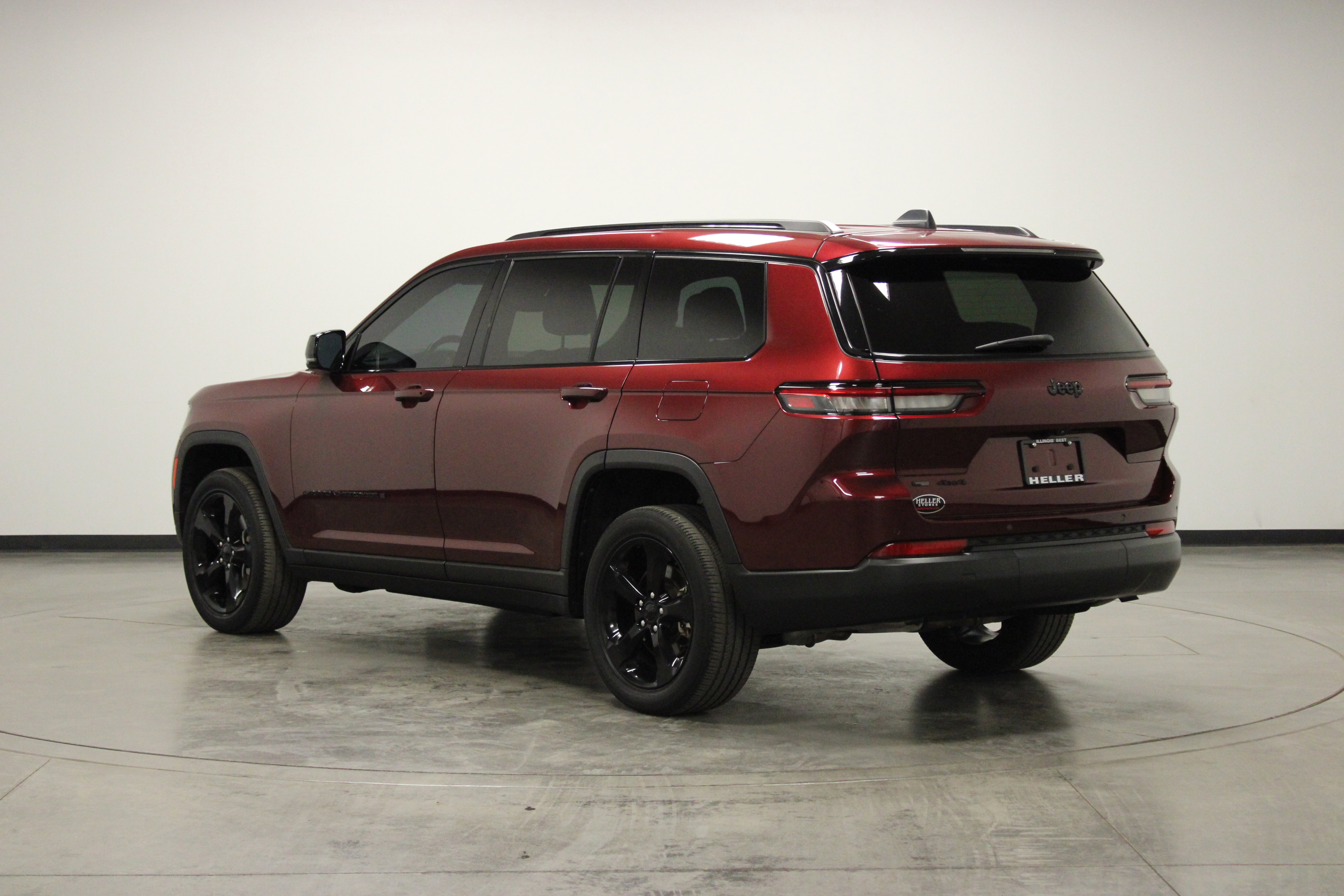 Used 2022 Jeep Grand Cherokee L Laredo image 6