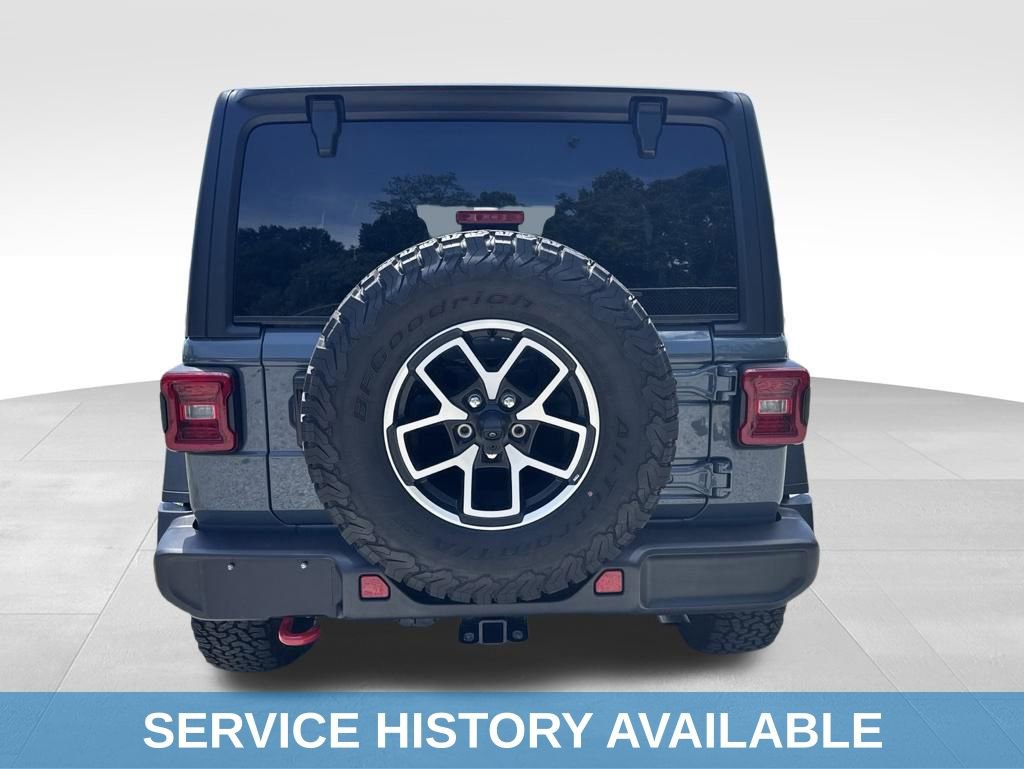 Used 2025 Jeep Wrangler Unlimited Rubicon AWD/4WD image 6