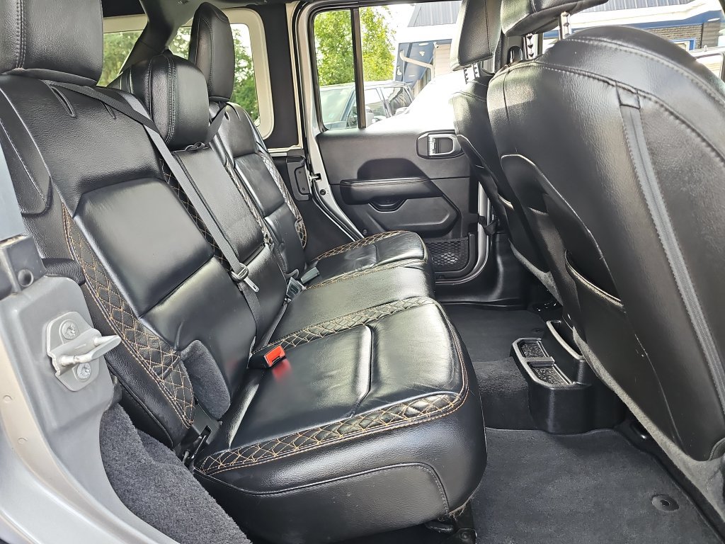 Used 2021 Jeep Wrangler Unlimited Sahara AWD/4WD image 40