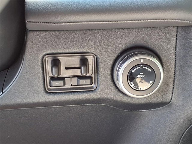 New 2025 Lincoln Navigator L Reserve w/ Jet Appearance Package image 24