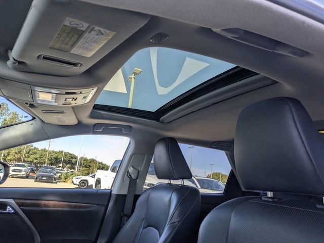 Used 2021 Lexus RX 350L Premium w/ Premium Package image 27