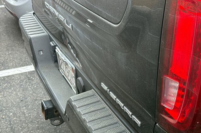 Used 2023 GMC Sierra 2500 Denali w/ Denali Ultimate Package image 6