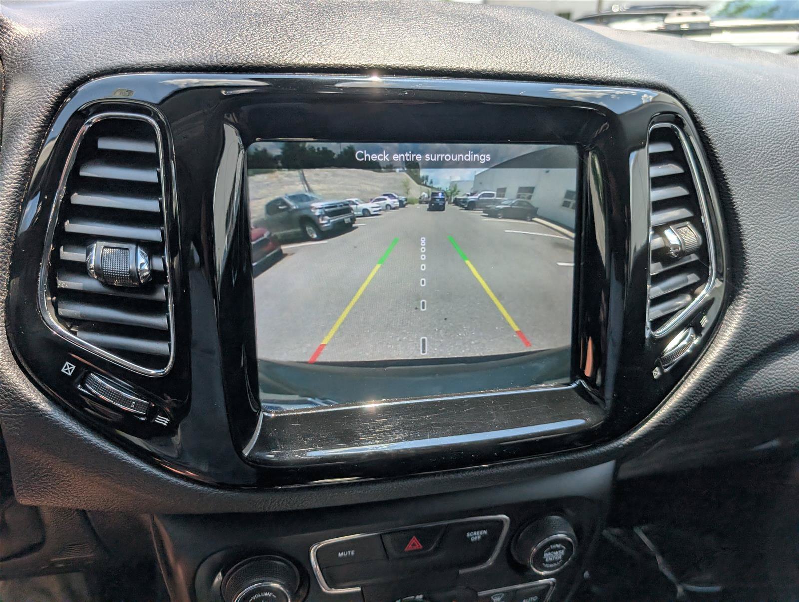 Used 2019 Jeep Compass Limited AWD/4WD image 27