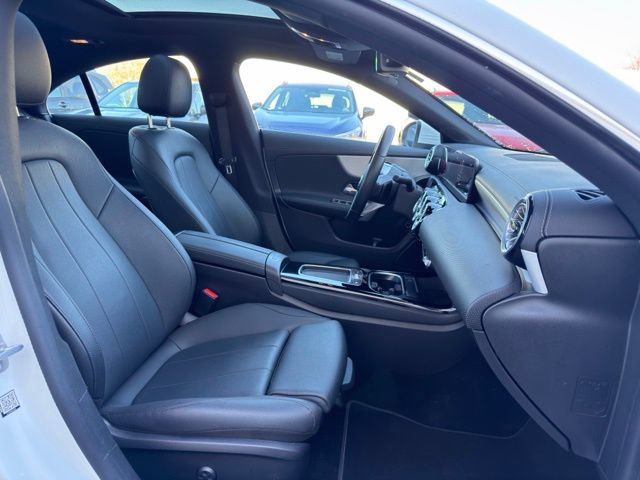 Used 2025 Mercedes-Benz CLA 250 4MATIC image 25