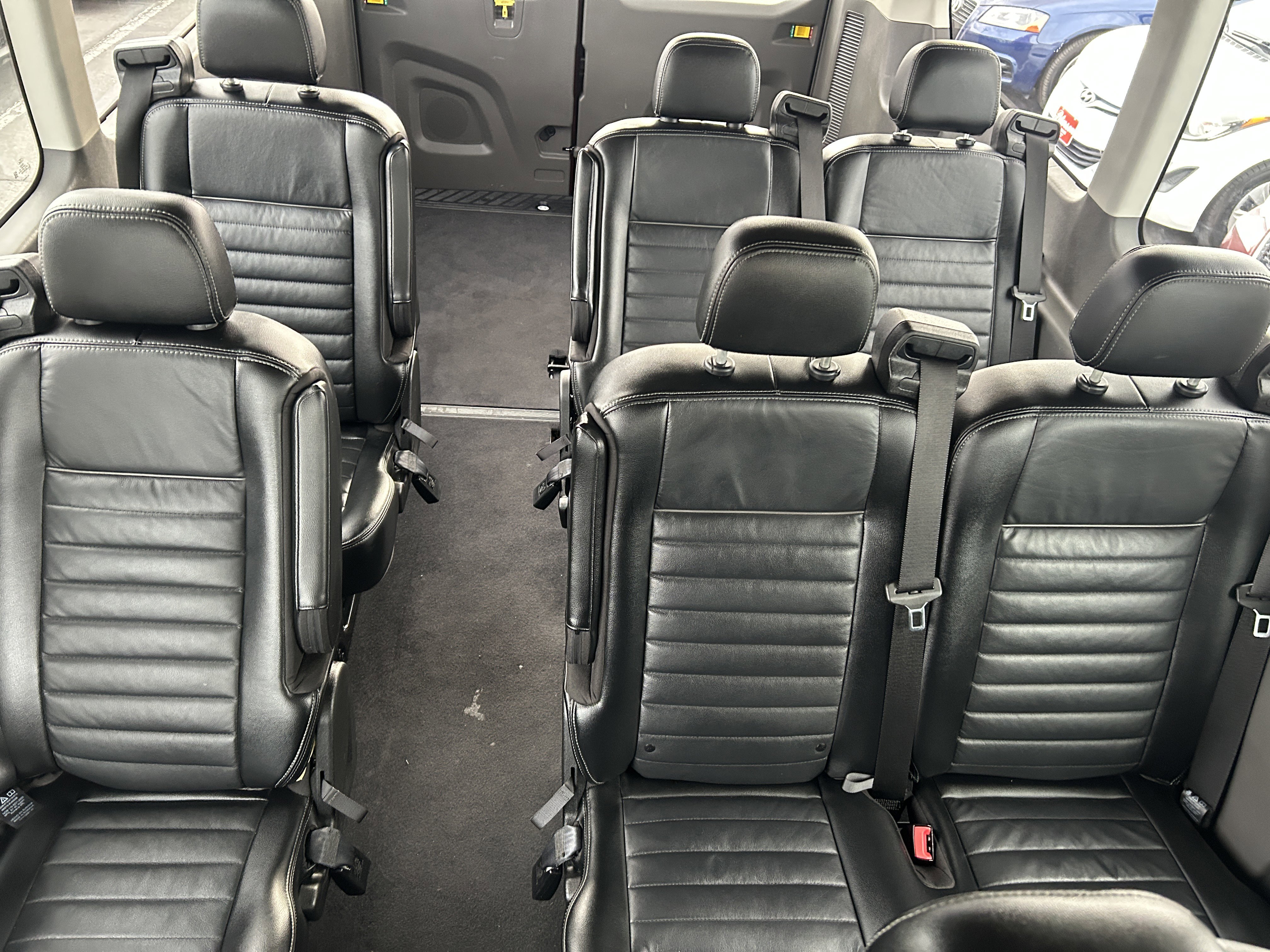 Used 2022 Ford Transit 350 XLT image 21