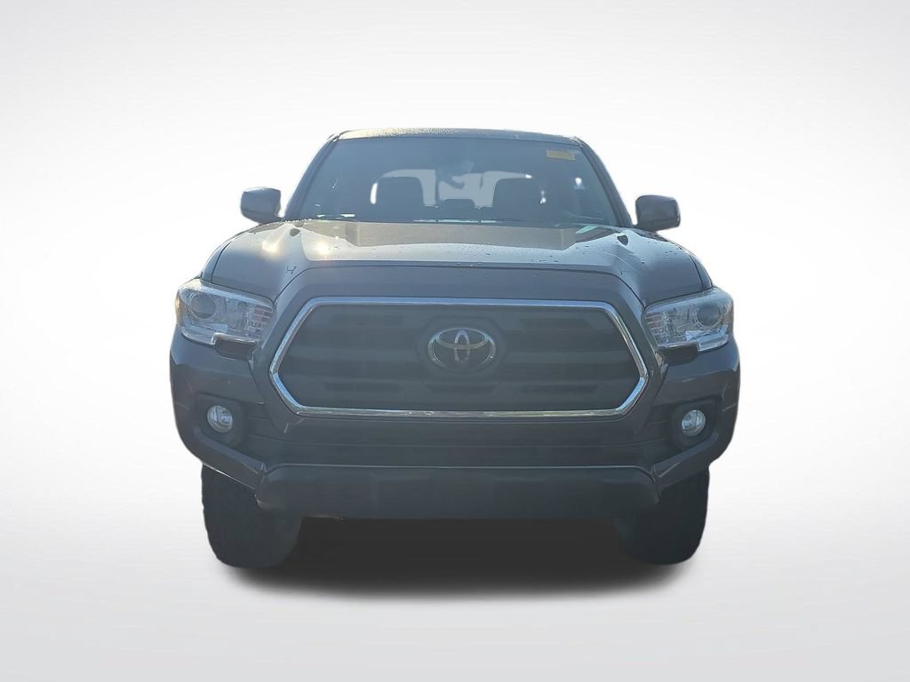 Used 2019 Toyota Tacoma SR5 RWD image 15
